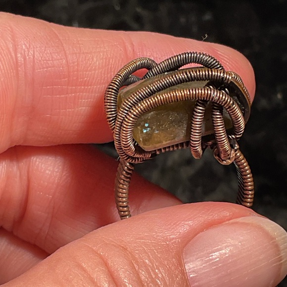Labradorite Ring - Picture 3 of 6